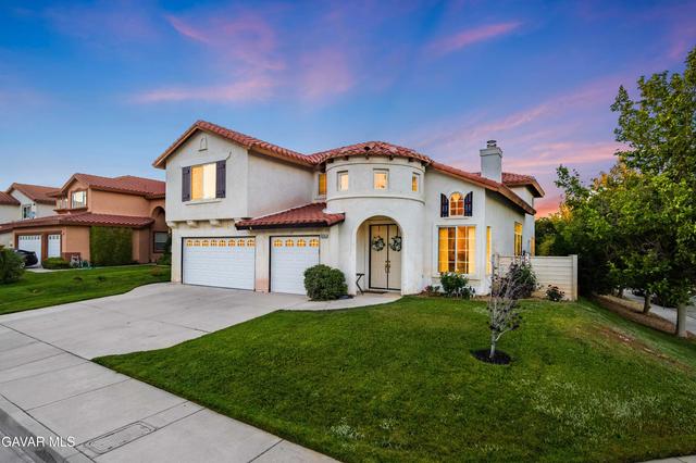 6545 Teasdale St, Lancaster, CA 93536