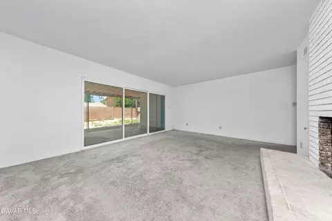 Living - 44841 5th St, Lancaster, CA 93535 photo 2 of 2