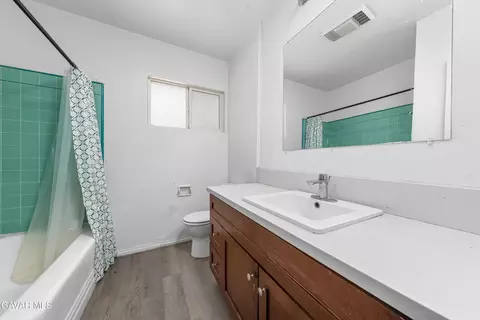 Bath - 44841 5th St, Lancaster, CA 93535 photo 1 of 2
