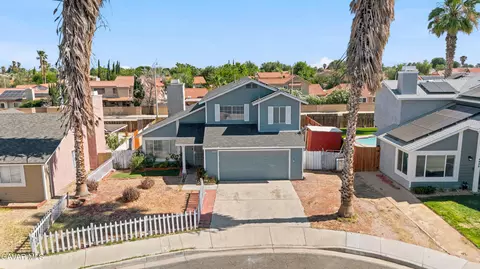 4849 Katrina Pl, Palmdale, CA 93552 photo 2