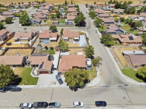 View/Area - 44245 63rd St, Lancaster, CA 93536 photo 5 of 6
