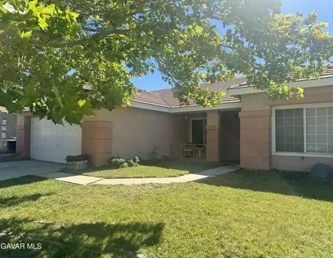 44245 63rd St, Lancaster, CA 93536