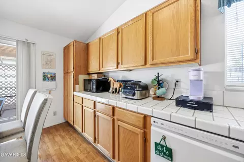 Kitchen - 44245 63rd St, Lancaster, CA 93536 photo 2 of 4