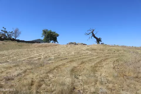 Assault Drive, Tehachapi, CA 93561 photo 5