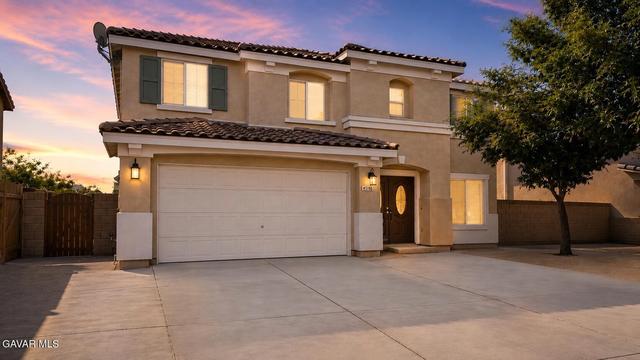 45108 Palm Ln, Lancaster, CA 93535