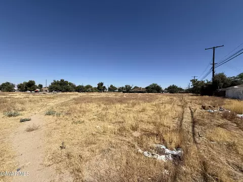 W Milling, Lancaster, CA 93534 photo 8
