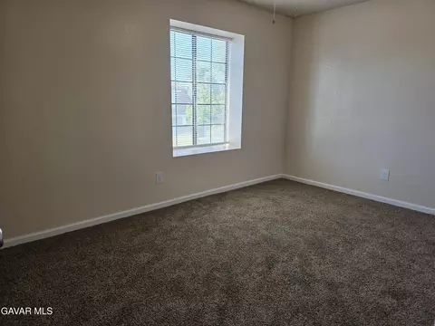 Bedroom - 1902 Simsburry St, Palmdale, CA 93550 photo 3 of 4