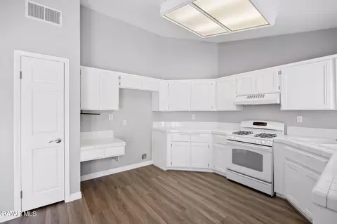 Kitchen - 830 E Avenue K4, Lancaster, CA 93535 photo 2 of 2