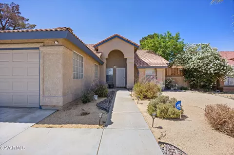 Other - 830 E Avenue K4, Lancaster, CA 93535 photo 2 of 6