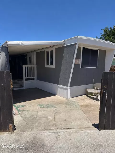 45541 E 30th St #21, Lancaster, CA 93535