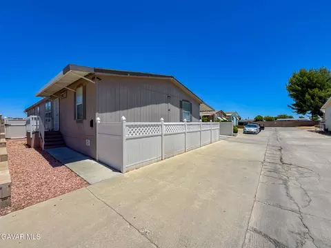 45465 E 25th St #SPC 44, Lancaster, CA 93535 photo 4