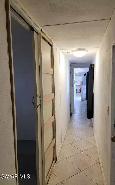 Entry Way - 45541 E 30th St #7, Lancaster, CA 93535 photo 3 of 3