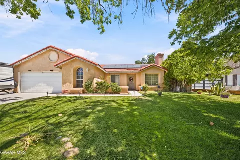 5327 Carlo Ct, Palmdale, CA 93552