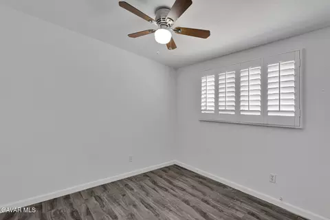 Bedroom - 16396 Yucca St, Hesperia, CA 92345 photo 2 of 2