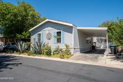3524 E Avenue R #SPC 80, Palmdale, CA 93550