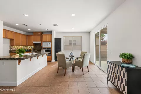 6304 Starview Dr, Lancaster, CA 93536 photo 13