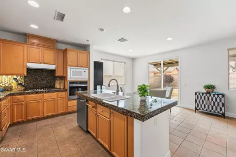 6304 Starview Dr, Lancaster, CA 93536 photo 18