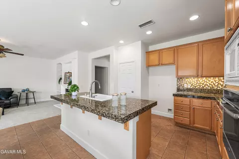 6304 Starview Dr, Lancaster, CA 93536 photo 16