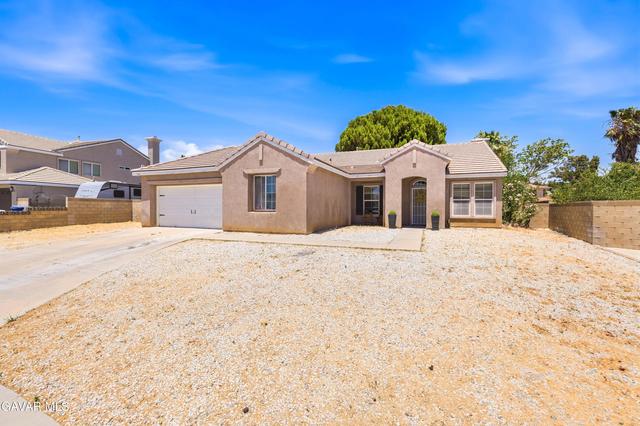 333 Fantasy St, Palmdale, CA 93551