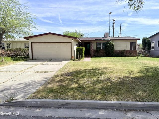45308 W 11th St, Lancaster, CA 93534