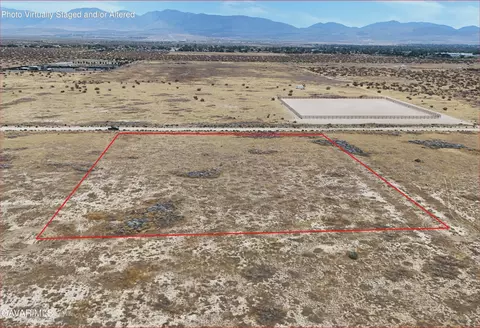 E Ave Q, Palmdale, CA 93591 photo 11