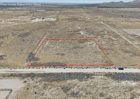 E Ave Q, Palmdale, CA 93591 photo 7