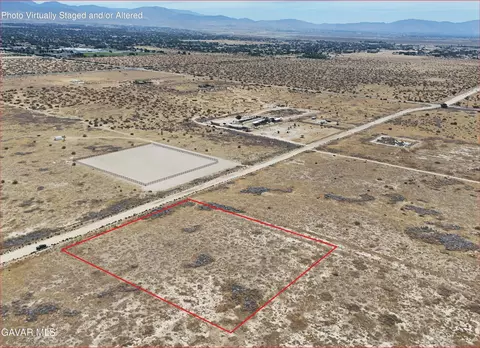 E Ave Q, Palmdale, CA 93591 photo 5