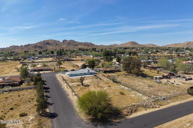 205 Largo Vista Rd # E, Palmdale, CA 93591