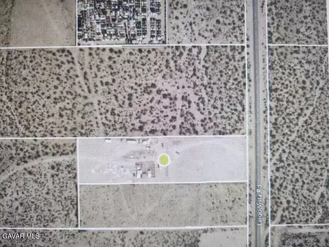 205 Largo Vista Rd # E, Palmdale, CA 93591 photo 3
