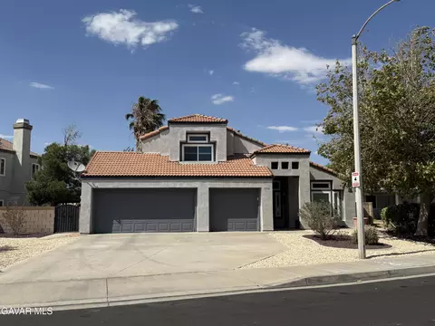 37254 Carousel Cir, Palmdale, CA 93552
