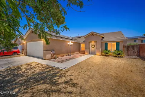45420 Fairbanks Ave, Lancaster, CA 93534