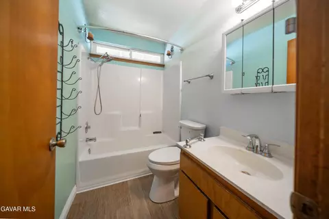 40585 154th St, Lake Los Angeles, CA 93535 photo 16