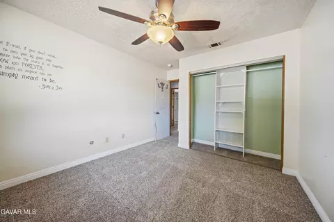 40585 154th St, Lake Los Angeles, CA 93535 photo 14
