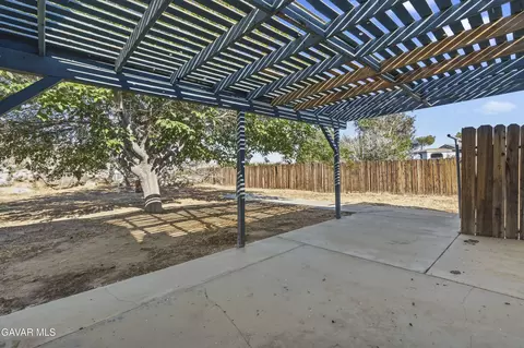 40015 E 172nd St, Palmdale, CA 93591 photo 21