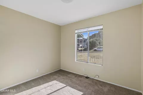 40015 E 172nd St, Palmdale, CA 93591 photo 5