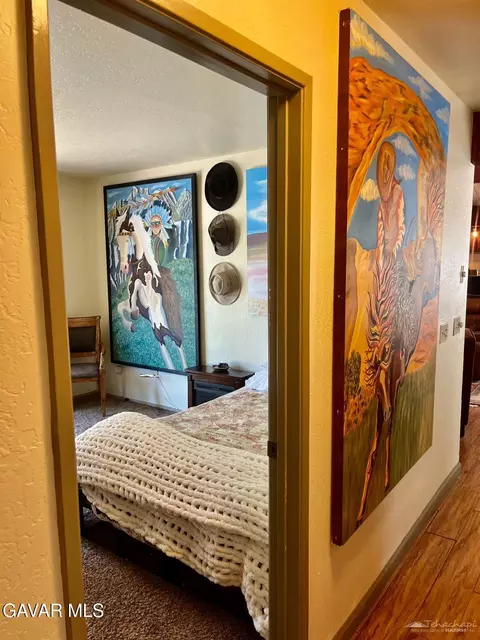 Bedroom - 29901 Skyline Dr, Tehachapi, CA 93561 photo 1 of 7