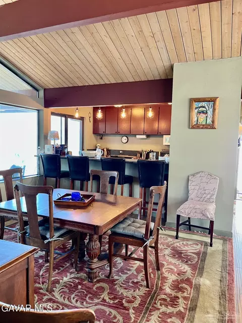 Dining - 29901 Skyline Dr, Tehachapi, CA 93561 photo 1 of 2