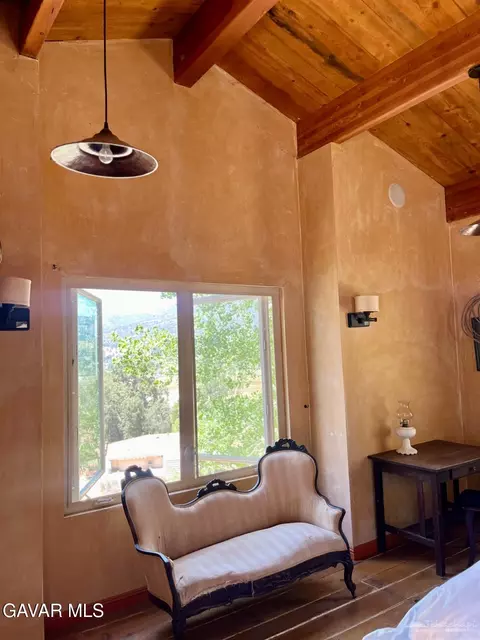 Bedroom - 29901 Skyline Dr, Tehachapi, CA 93561 photo 7 of 7