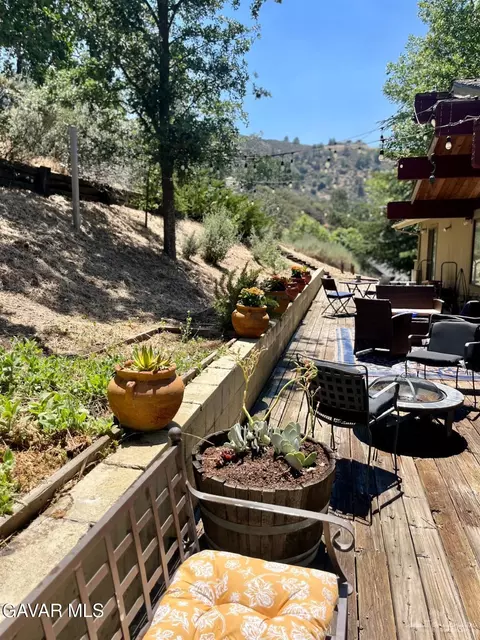 Exterior - 29901 Skyline Dr, Tehachapi, CA 93561 photo 14 of 16