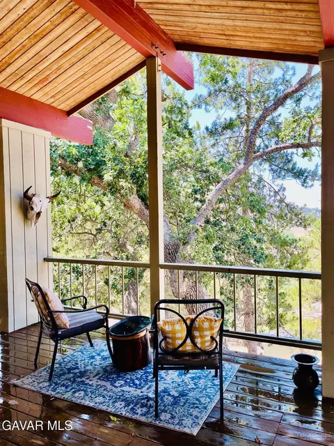 Exterior - 29901 Skyline Dr, Tehachapi, CA 93561 photo 2 of 16