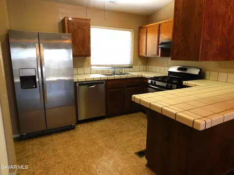 Kitchen - 14306 Dover Dr, Mojave, CA 93501 photo 1 of 2