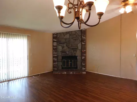 Living - 14306 Dover Dr, Mojave, CA 93501 photo 1 of 4
