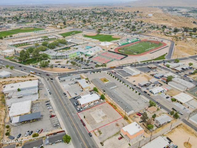 16650 Mojave, Victorville, CA 92395