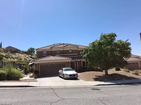 38577 Pallas Ct #1, Palmdale, CA 93551