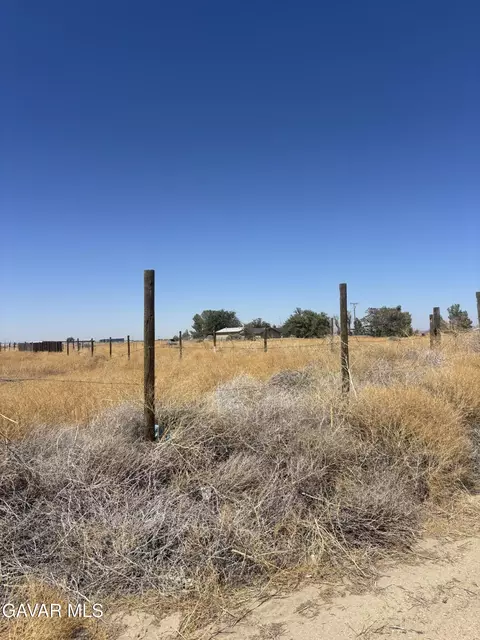 0 E Vic Avenue K8 56 Ste Ave, Lancaster, CA 93535 photo 2