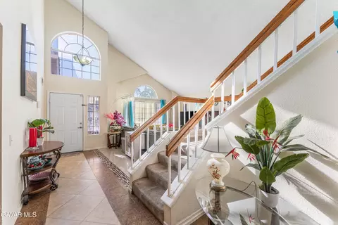 Entry Way - 37704 49th St, Palmdale, CA 93552 photo 2 of 4