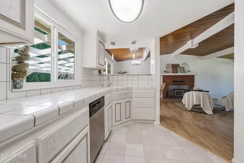 615 Brentwood Dr, Tehachapi, CA 93561 photo 11