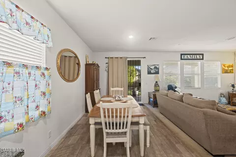 Dining - 6320 Oldfield St, Lancaster, CA 93536 photo 1 of 1
