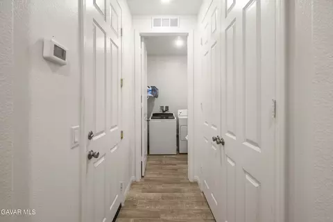 Entry Way - 6320 Oldfield St, Lancaster, CA 93536 photo 5 of 5