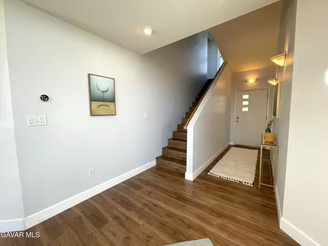 Entry Way - 26481 Winchester Ct, Tehachapi, CA 93561 photo 3 of 3